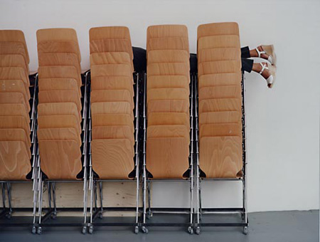 202_Erwin Wurm_Serie Zurich_Ohne_titel_2002